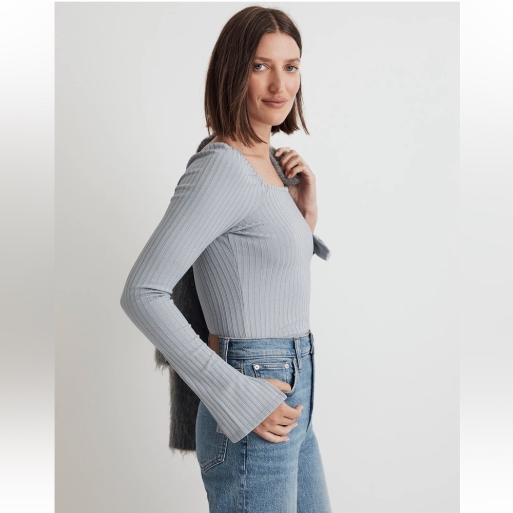 NWT Ribbed Square-Neck Long-Sleeve Tee Size Medium